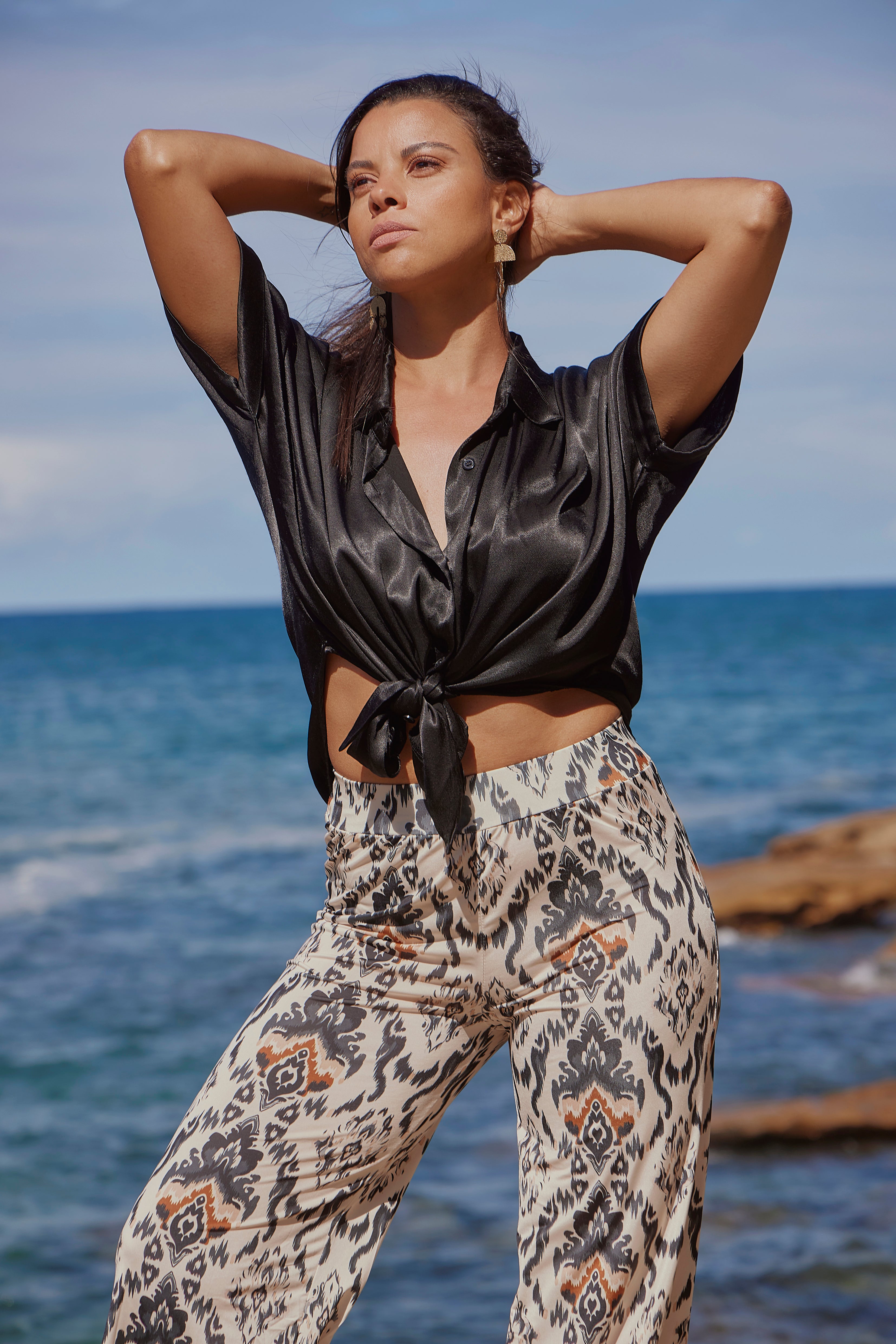 Elastic pattern bohemian pants