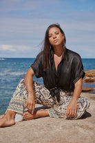 Elastic pattern bohemian pants