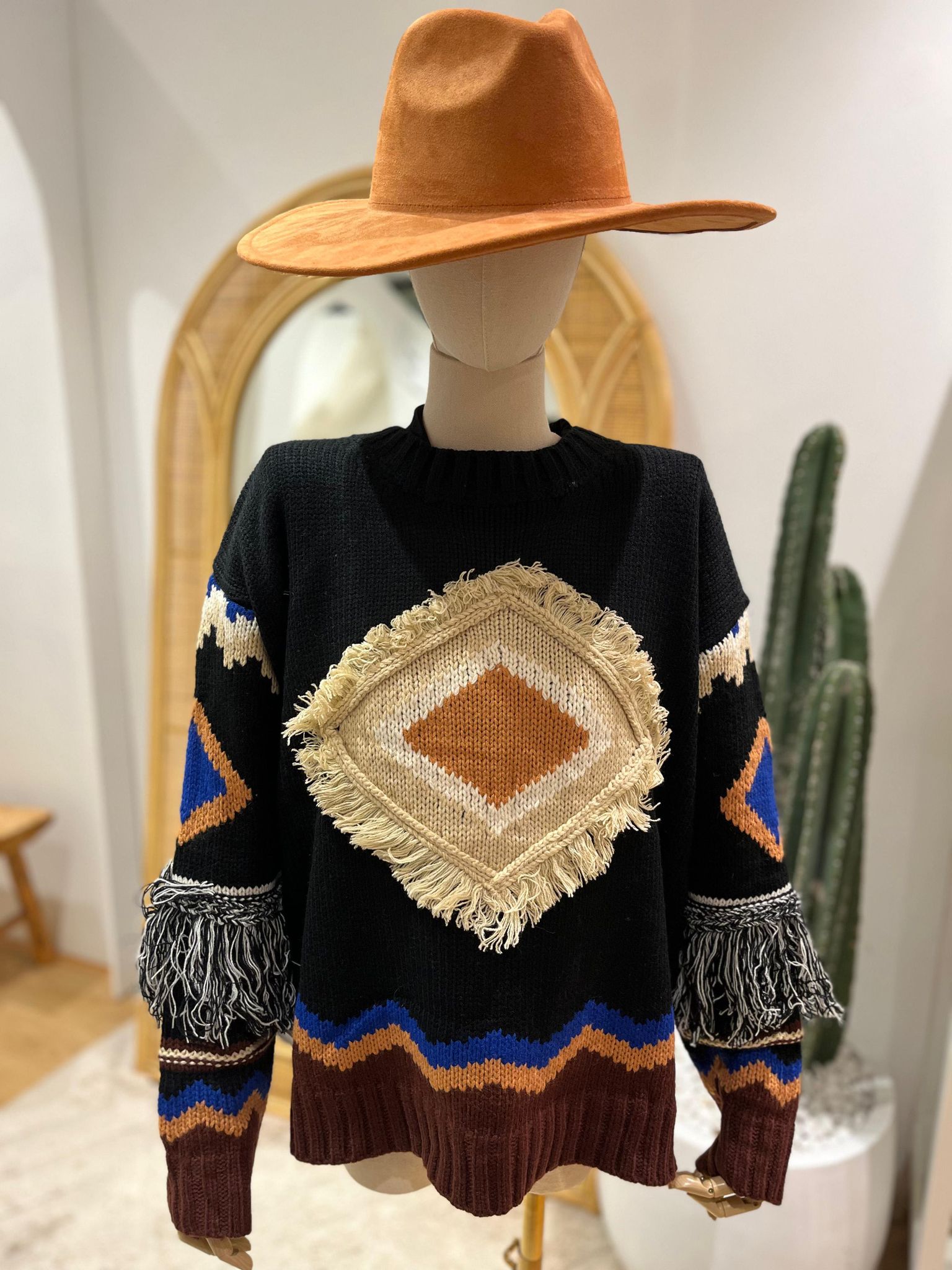 Ethnic pullover